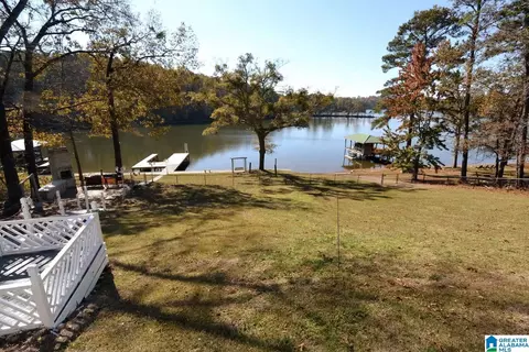 992 Clear Creek Dr, Alpine, AL 35014