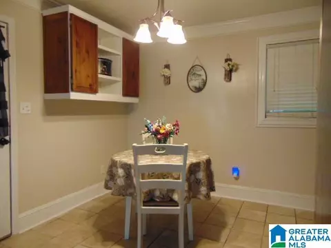 Dining - 101 Randall Cir, Clanton, AL 35045 photo 1 of 1