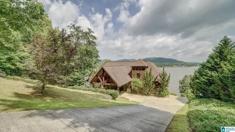 Exterior - 268 Boulder Point Ln, Ohatchee, AL 36271 photo 2 of 16