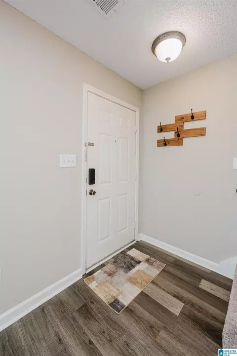 1529 Applegate Ln, Alabaster, AL 35007 photo 3