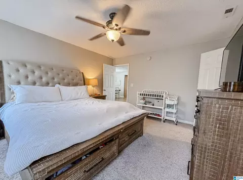 Bedroom - 489 Bailey Loop Rd, Gardendale, AL 35071 photo 1 of 5
