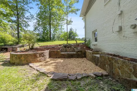 Exterior - 131 Forest Dr, Warrior, AL 35180 photo 5 of 13