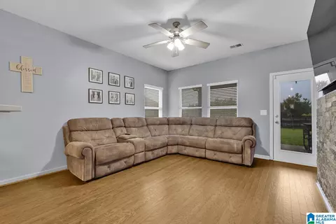 9353 Hoffman Pl, Warrior, AL 35180 photo 4