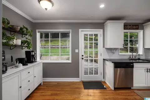 Entry Way - 5729 11th Ave S, Birmingham, AL 35222 photo 6 of 6