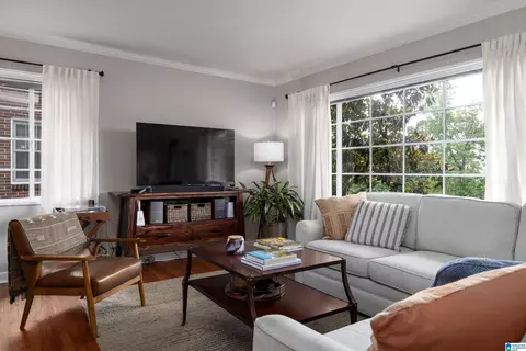 Living - 5729 11th Ave S, Birmingham, AL 35222 photo 5 of 5