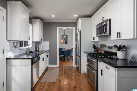 Kitchen - 5729 11th Ave S, Birmingham, AL 35222 photo 2 of 6