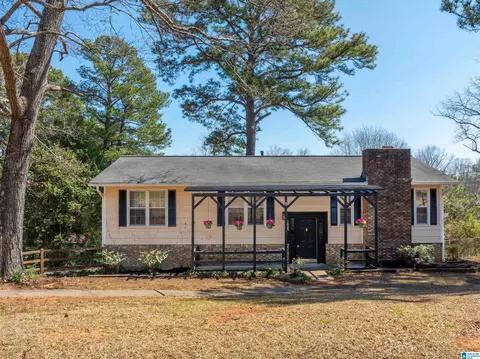 1025 Old Mill Rd, Anniston, AL 36207