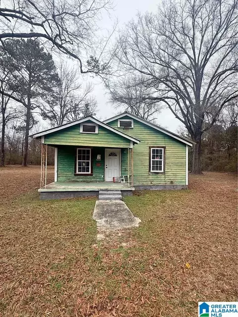 2919 Hickory St, Gadsden, AL 35904