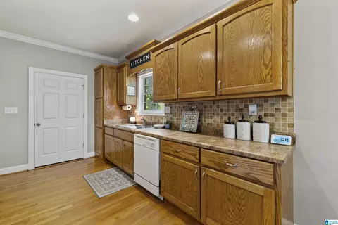 907 Spruce Rd, Oneonta, AL 35121 photo 7