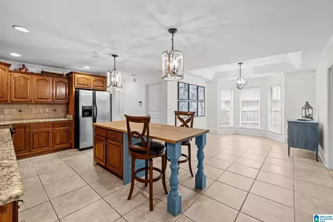 Kitchen - 2043 Maplewood Ln, Clanton, AL 35045 photo 4 of 5