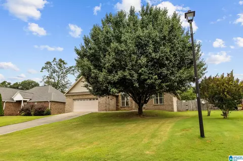 Exterior - 2043 Maplewood Ln, Clanton, AL 35045 photo 9 of 10