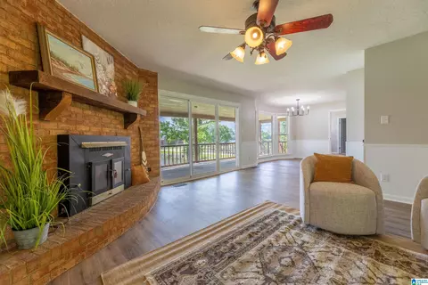 814 E Haven Dr, Glencoe, AL 35905 photo 4
