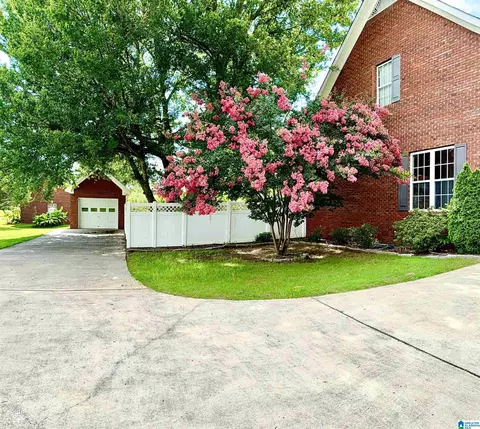 2841 Yellow Leaf Rd, Clanton, AL 35045 photo 3