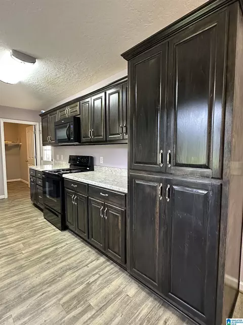 Kitchen - 426 Bailey Rd, Weaver, AL 36277 photo 1 of 3