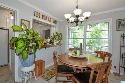 Dining - 1700 Valley Ave #D, Homewood, AL 35209 photo 1 of 2