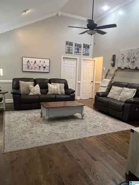 Living - 191 County Road 629, Clanton, AL 35045 photo 1 of 1