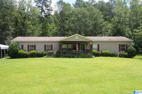136 Wells Loop, Jasper, AL 35503 photo 1