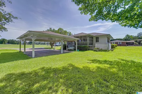 Exterior - 203 Parrish Ave, Clanton, AL 35045 photo 8 of 21