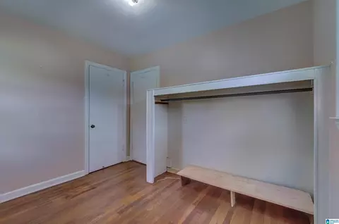 Bedroom - 203 Parrish Ave, Clanton, AL 35045 photo 2 of 5
