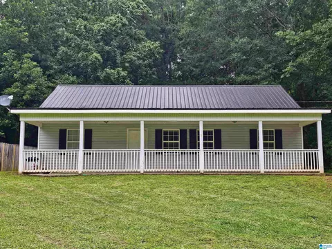 110 3rd St W, Fruithurst, AL 36262 photo 1