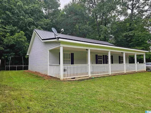110 3rd St W, Fruithurst, AL 36262 photo 2