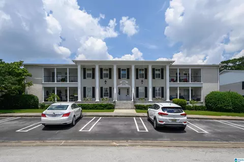 1864 Rockwood Rd #1864, Vestavia Hills, AL 35216