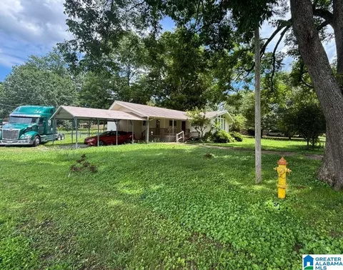 502 Louisiana Ave, Stevenson, AL 35772