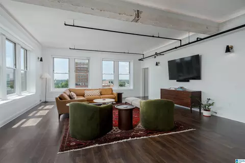 Living - 601 Greensboro Ave #500, Tuscaloosa, AL 35401 photo 1 of 4