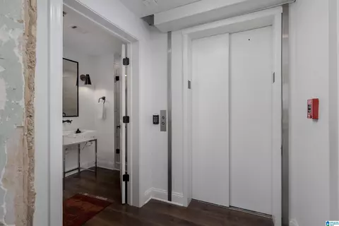 Entry Way - 601 Greensboro Ave #500, Tuscaloosa, AL 35401 photo 1 of 3