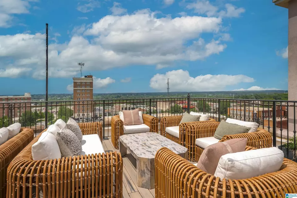 View/Area - 601 Greensboro Ave #500, Tuscaloosa, AL 35401 photo 5 of 10