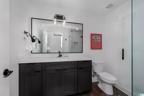 Bath - 601 Greensboro Ave #500, Tuscaloosa, AL 35401 photo 1 of 9
