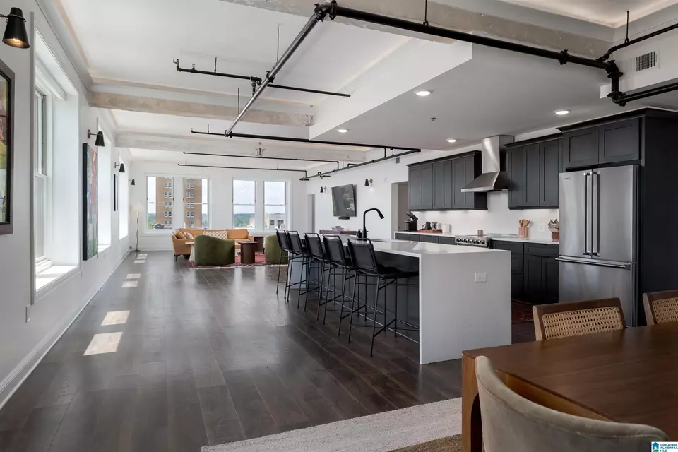 Kitchen - 601 Greensboro Ave #500, Tuscaloosa, AL 35401 photo 1 of 11