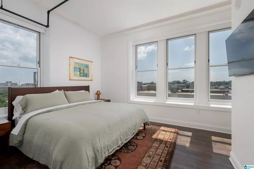 Bedroom - 601 Greensboro Ave #500, Tuscaloosa, AL 35401 photo 5 of 7