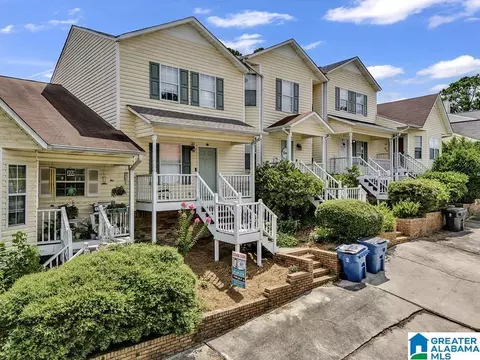Exterior - 220 2nd St E, Warrior, AL 35180 photo 1 of 4