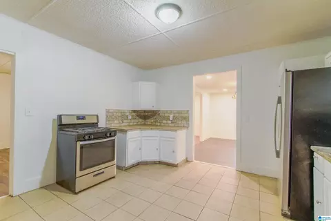 1407 8th St N, Clanton, AL 35045 photo 5