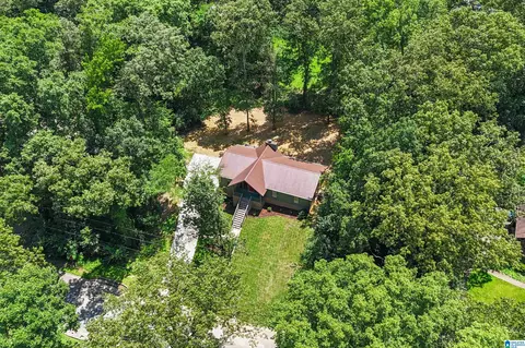 1817 Mohawk Dr, Alabaster, AL 35007 photo 3