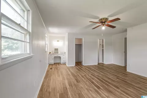 Bedroom - 32807 Highway 31, Calera, AL 35040 photo 2 of 9