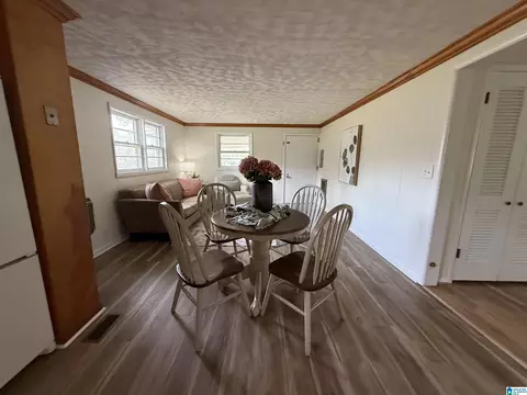 Dining - 32807 Highway 31, Calera, AL 35040 photo 3 of 6