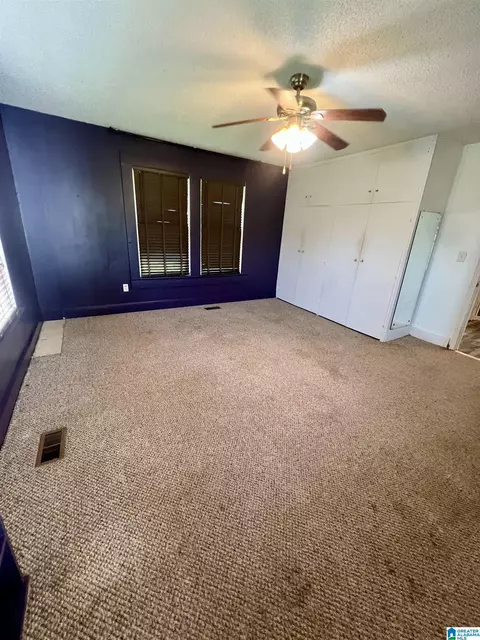 Bedroom - 703 Hand St, Clanton, AL 35045 photo 4 of 5