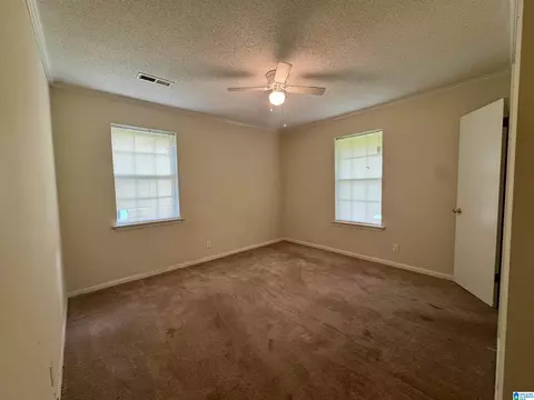 127 Mims Cir, Clanton, AL 35045 photo 8
