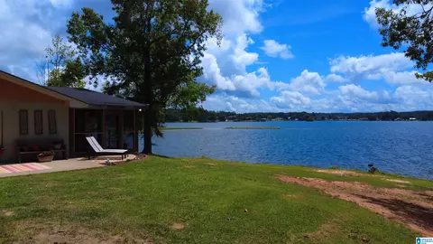 232 Mockingbird Ln, Jacksons Gap, AL 36861