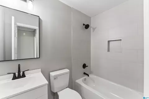 Bath - 3012 2nd St, Trussville, AL 35173 photo 1 of 2