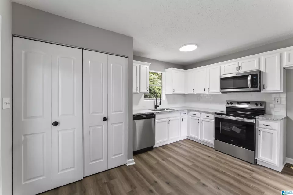 Other - 3012 2nd St, Trussville, AL 35173 photo 4 of 5