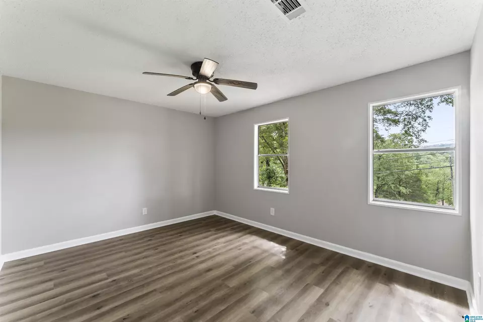 Bedroom - 3012 2nd St, Trussville, AL 35173 photo 1 of 4
