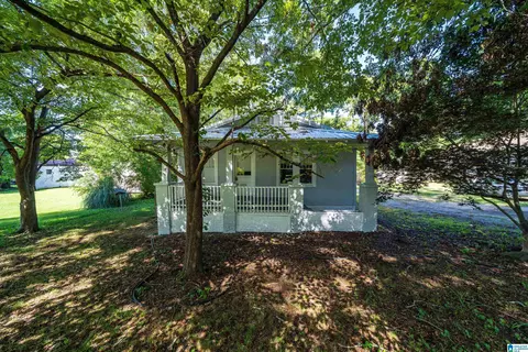 2011 High School Rd, Hueytown, AL 35023