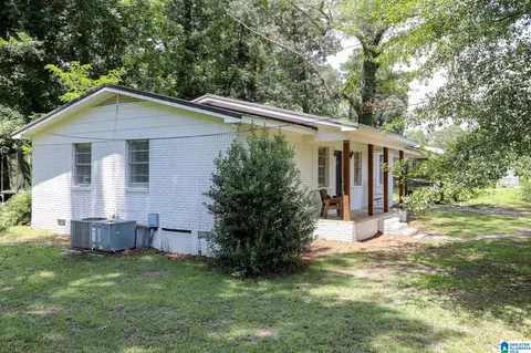 Exterior - 106 Deer St, Jasper, AL 35504 photo 2 of 4