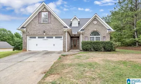 995 Hammett Ave, Sylacauga, AL 35150
