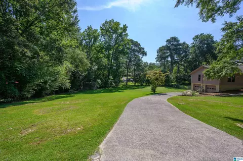 Exterior - 100 Camille Ct, Clanton, AL 35045 photo 16 of 16