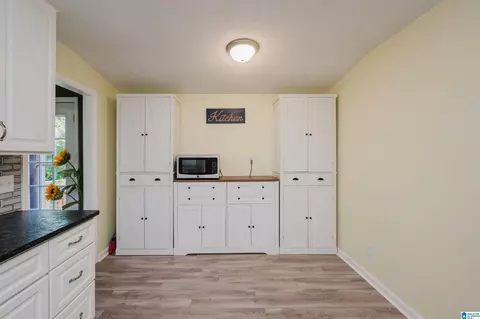Kitchen - 100 Camille Ct, Clanton, AL 35045 photo 6 of 7