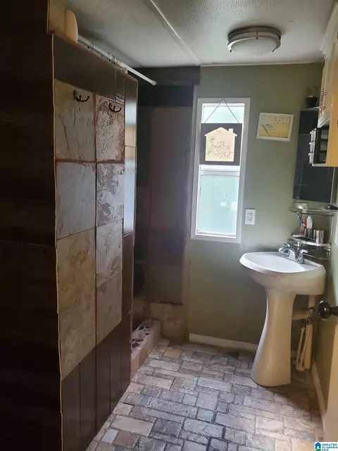 220 Double Oak Rd, Warrior, AL 35180 photo 5